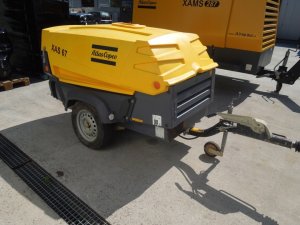 KOMPRESOR-ATLAS-COPCO-XAS67-3-6m3-2016r-Model-XAS67