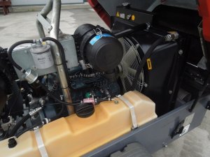 KOMPRESOR-ATLAS-COPCO-XAS88-5-2m3-2016r-Typ-kompresor-olejowy