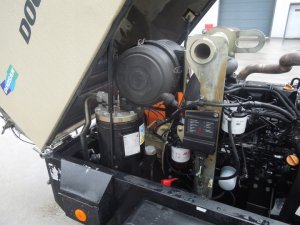 KOMPRESOR-DOOSAN-7-51-5-10m3-2014r-Cisnienie-maksymalne-7-bar