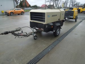 KOMPRESOR-DOOSAN-7-51-5-10m3-2014r-Marka-bez-marki
