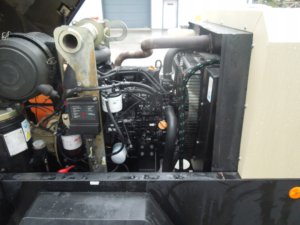 KOMPRESOR-DOOSAN-7-51-5-10m3-2014r-Moc-kW-50-2-kW