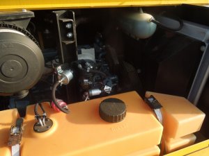 PRZEWOZNA-SPREZARKA-KAESER-M52-2012r-OSUSZACZ-Cisnienie-maksymalne-7-bar