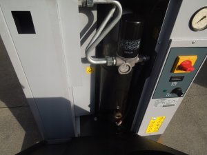 KOMPRESOR-SRUBOWY-CREEMERS-RCA-2-2kw-2020r-Marka-Creemers