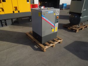 KOMPRESOR-SRUBOWY-CREEMERS-RCA-2-2kw-2020r