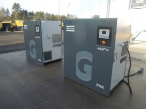 SPREZARKA-SRUBOWA-ATLAS-COPCO-GA26FF-26Kw-2012r-Marka-Atlas-Copco