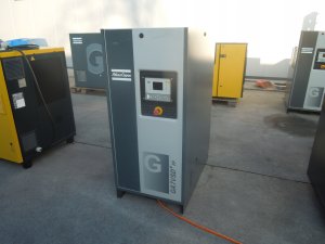 SPREZARKA-SRUBOWA-ATLAS-COPCO-GA7VSDFF-7-5Kw-2013r