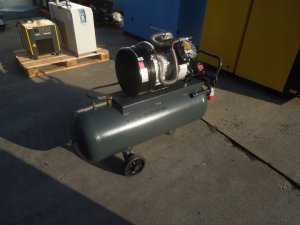 SPREZARKA-TLOKOWA-BEZOLEJOWA-KAESER-KCT400-2-4Kw