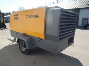 KOMPRESOR-ATLAS-COPCO-XAHS237-12BAR-2012r-14m3-min-OSUSZACZ-Marka-Atlas-Copco