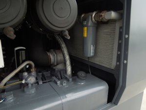 KOMPRESOR-ATLAS-COPCO-XAHS237-12BAR-2012r-14m3-Pojemnosc-zbiornika-0-l
