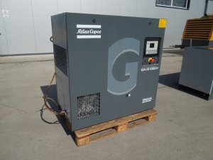 SPREZARKA-SRUBOWA-ATLAS-COPCO-GA15VSDFF-15Kw-2012r-FALOWNIK-OSUSZACZ