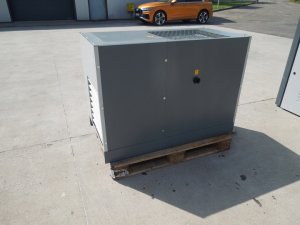 SPREZARKA-SRUBOWA-ATLAS-COPCO-GA18-18-5Kw-2013r-Kod-producenta-Atlas-Copco