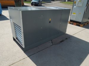 SPREZARKA-SRUBOWA-ATLAS-COPCO-GA22FF-22Kw-2010r-OSUSZACZ-Kod-producenta-Atlas-Copco