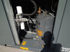 SPREZARKA-SRUBOWA-ATLAS-COPCO-GA75VSDFF-75Kw-FALOWNIK-OSUSZACZ-2015r-Model-GA75VSDFF