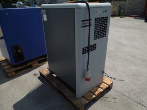 SPREZARKA-SRUBOWA-ATLAS-COPCO-GA7FF-7-5Kw-maszyna-z-osuszaczem-13BAR-EAN-GTIN-5902910753746