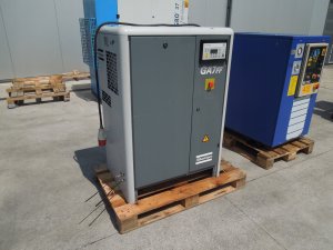 SPREZARKA-SRUBOWA-ATLAS-COPCO-GA7FF-7-5Kw-maszyna-z-osuszaczem-13BAR