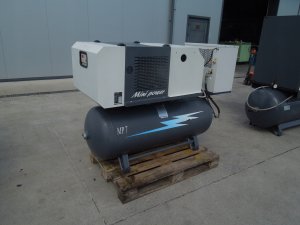 KOMPRESOR-SRUBOWY-BOTTARINI-5-5KW-NA-ZBIORNIKU-270L-Z-OSUSZACZEM