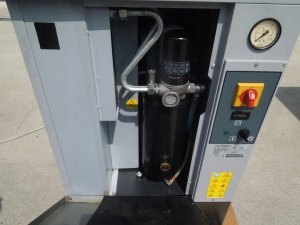 KOMPRESOR-SRUBOWY-CREEMERS-RCA2-2-2-2Kw-DEMO-2020r-Kod-producenta-RCA