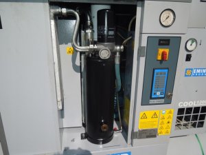KOMPRESOR-SRUBOWY-CREEMERS-RCA7-5-7-5kw-ZBIORNIK-500L-OSUSZACZ-2017r-Marka-Creemers