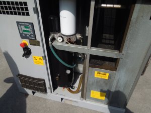 KOMPRESOR-SRUBOWY-CREEMERS-RCC22-22kw-falownik-Model-RCC22-8