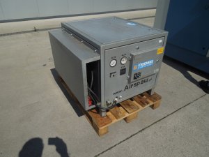 KOMPRESOR-SRUBOWY-CREEMERS-7-5kw-1000L-min