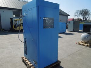 SPREZARKA-SRUBOWA-GRASSAIR-WIS2500-18-5Kw-MASZYNA-BEZOLEJOWA-Kod-producenta-Grassair