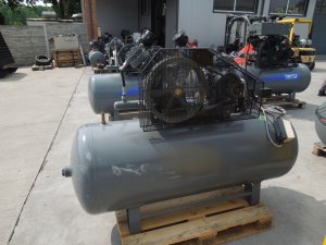 SPREZARKA-TLOKOWA-HERTZ-7-5Kw-856L-min-500L-2022r-12BAR-Marka-bez-marki