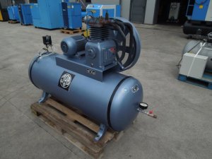 SPREZARKA-TLOKOWA-BUDOWLANA-BECKER-3Kw-15BAR-350L-Kod-producenta-0