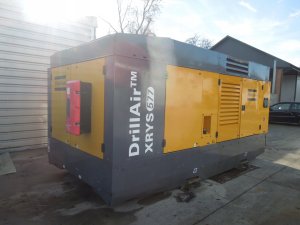 Kompresor-przewozny-ATLAS-COPCO-XRYS577-maszyna-z-chlodnica-koncowa-35BAR