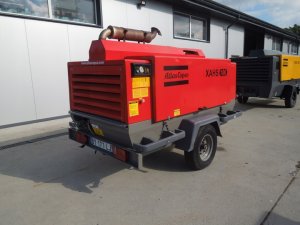 Kompresor-przewozny-ATLAS-COPCO-XAHS186-maszyna-z-chlodnica-koncowa-Kod-producenta-8152104021