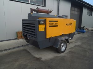 Kompresor-przewozny-ATLAS-COPCO-XAS186-maszyna-z-chlodnica-koncowa-Kod-producenta-8152104021