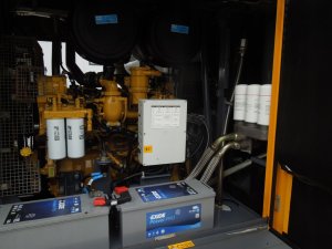 Kompresor-przewozny-ATLAS-COPCO-XRHS366-maszyna-z-chlodnica-koncowa-20BAR-Model-XRHS366