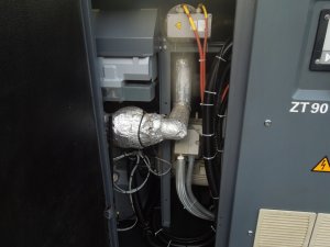 SPREZARKA-BEZOLEJOWA-ATLAS-COPCO-ZT90VSDFF-90Kw-2017r-Kod-producenta-Atlas-Copco