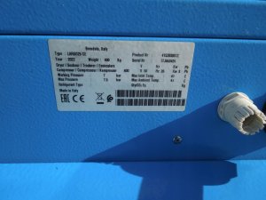 KOMPRESOR-SRUBOWY-ALUP-LARGO-25-26Kw-4-29m3-MIN-2022r-Marka-Alup