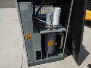 SPREZARKA-SRUBOWA-ATLAS-COPCO-GA26VSD-26Kw-2014r-FALOWNIK-Kod-producenta-ATLAS-COPCO