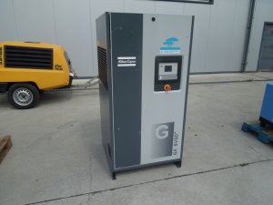 SPREZARKA-SRUBOWA-ATLAS-COPCO-GA26VSD-26Kw-2014r-FALOWNIK