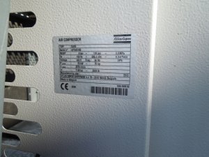 SPREZARKA-SRUBOWA-ATLAS-COPCO-GA55-55Kw-2010r-Marka-bez-marki