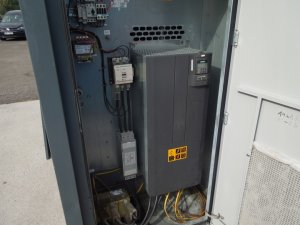 SPREZARKA-SRUBOWA-ATLAS-COPCO-GA55VSDFF-55Kw-2007r-Marka-bez-marki