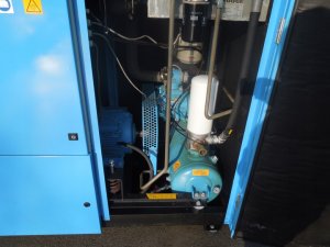 SPREZARKA-SRUBOWA-BOGE-S31-2-22KW-2008r-Marka-Kraft-Dele