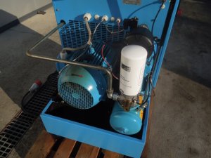 SPREZARKA-SRUBOWA-BOGE-S15-11KW-10BAR-1-45m3-min-Marka-Boge