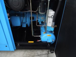 SPREZARKA-SRUBOWA-BOGE-SLF61-45KW-FALOWNIK-2011r-Kod-producenta-BOGE