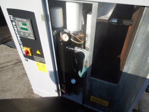 KOMPRESOR-SRUBOWY-CREEMERS-RCB11-10-11kw-2016r-Marka-Creemers