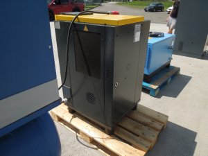 KOMPRESOR-SRUBOWY-KAESER-SM9-5-5Kw-2016r-EAN-GTIN-5904921938938