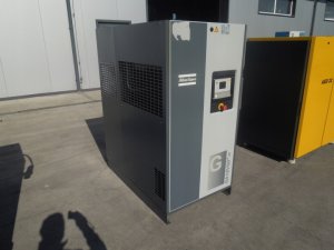 SPREZARKA-SRUBOWA-ATLAS-COPCO-GA18VSDFF-18-5Kw-FALOWNIK-OSUSZACZ-2013r