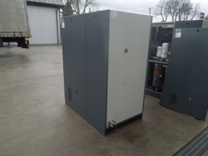 SPREZARKA-SRUBOWA-ATLAS-COPCO-GA22VSDFF-22Kw-FALOWNIK-OSUSZACZ-2014r-Marka-Kraft-Dele