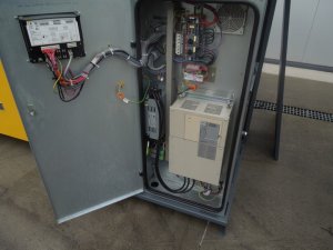 SPREZARKA-SRUBOWA-ATLAS-COPCO-GA26VSDFF-26Kw-FALOWNIK-OSUSZACZ-2016r-Moc-2-8-kW