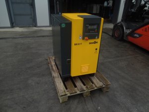 Sprezarka-srubowa-KAESER-SX-8T-maszyna-z-osuszaczem-powietrza-po-serwisie