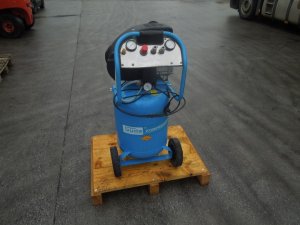 SPREZARKA-TLOKOWA-BUDOWLANA-GUDE-1-8Kw-230V